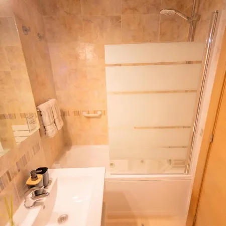 Apartalux Magic Gold Apartment
